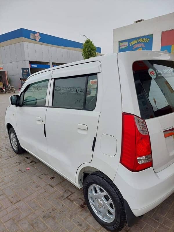 Suzuki Wagon R 2021 11