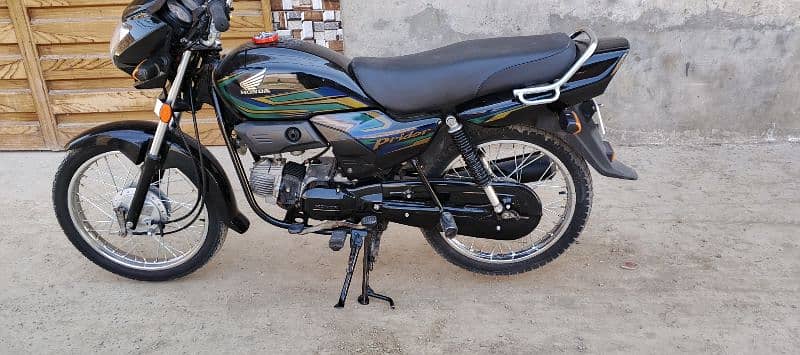 Honda pridor 100cc 3