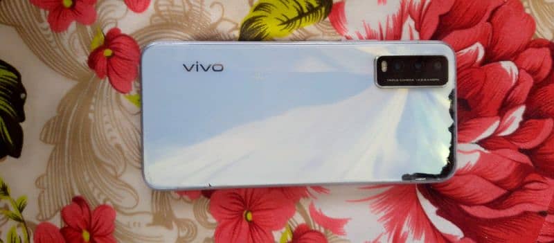 Vivo Y 20 Urgent sale 4