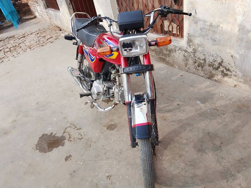 united 70cc 21 model hy for sale what's app 03411595527 0