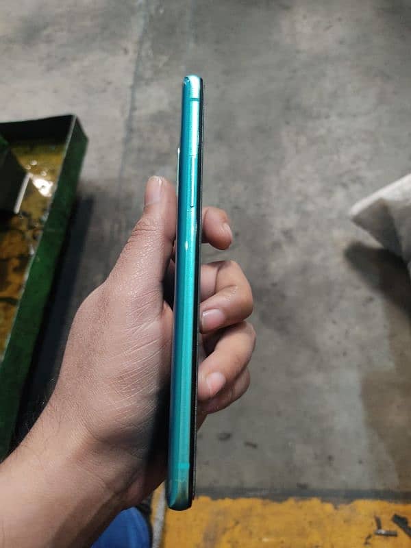 one plus 8T urgent sale 2