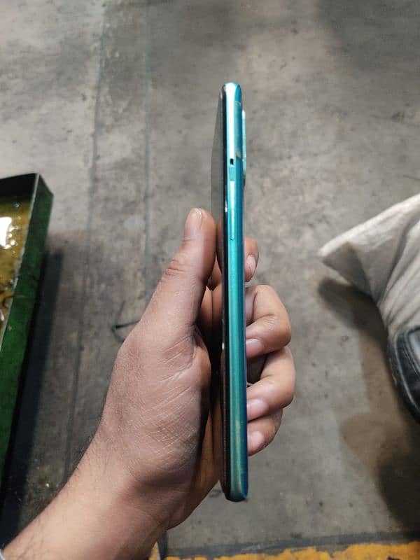 one plus 8T urgent sale 5