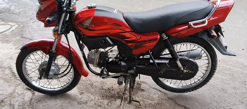 Honda pridor 100cc 0