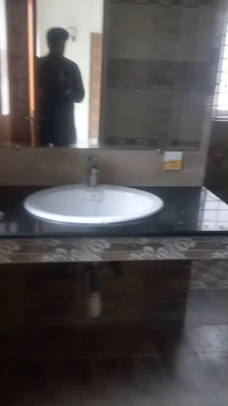 10 Marla House For Sale In Paragon City Lahore 10