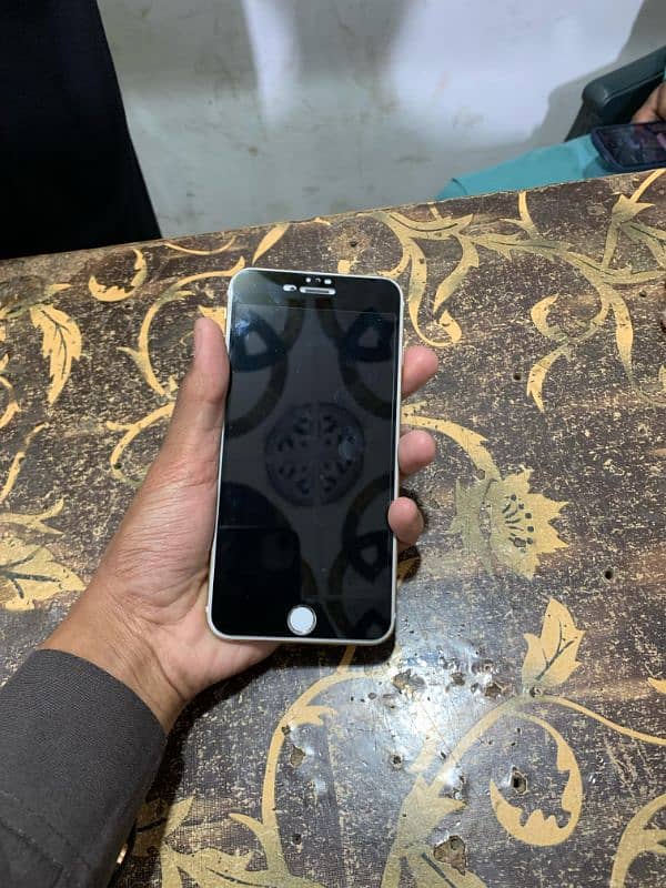 iPhone 6plus 128 Gb Non pta (03111217810) on WhatsApp 1