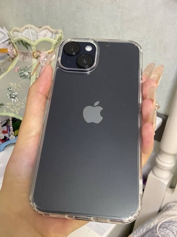 256 GB IPhone 13 1