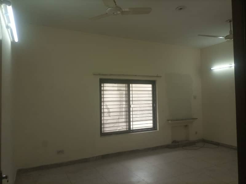 1 Kanal Beautiful House Upper Portion Available for Rent in X Block Phase 3 DHA Lahore 12