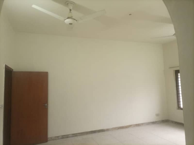 1 Kanal Beautiful House Upper Portion Available for Rent in X Block Phase 3 DHA Lahore 14