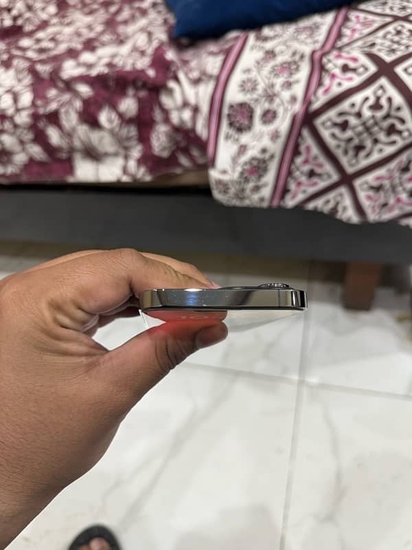 iphone 13 pro 256gb pta approved 1