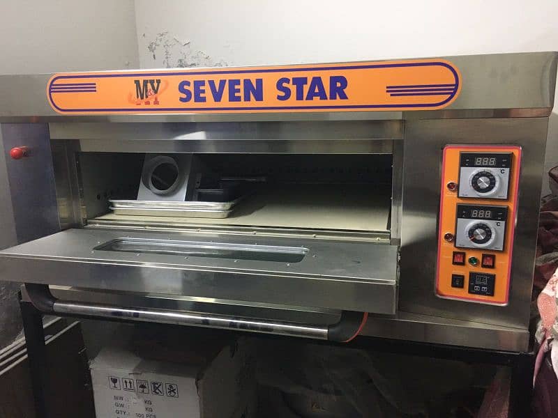 Gas oven for 6