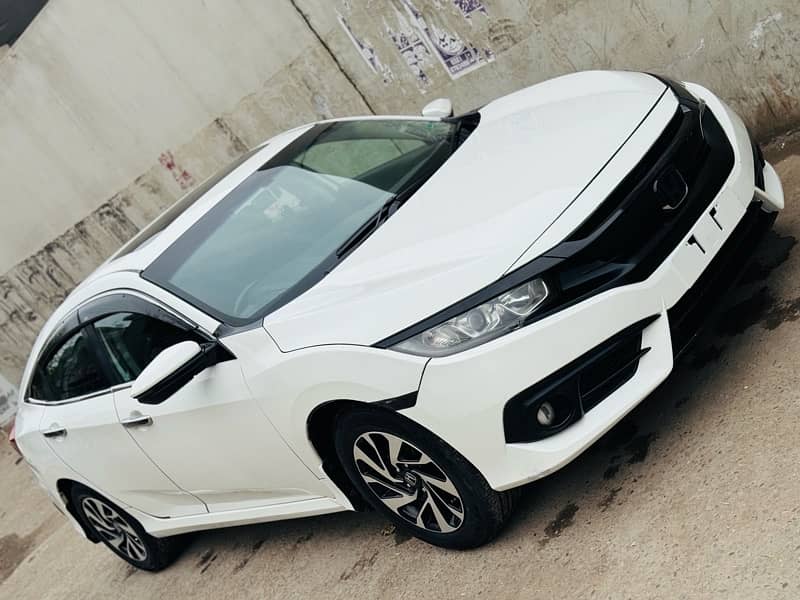 Honda Civic 2017 3