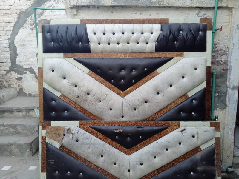 Iron heavy bed for sale king size 3