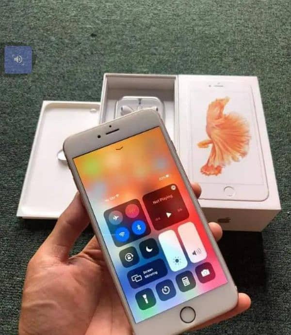 iphone 7 plus with complete boxWhatsApp number=0311/049/0162 1