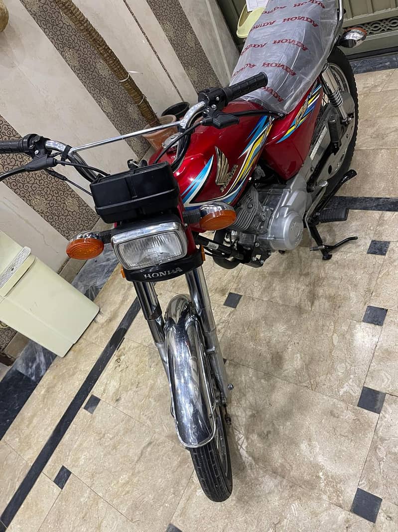 Honda CG 125 2018 4