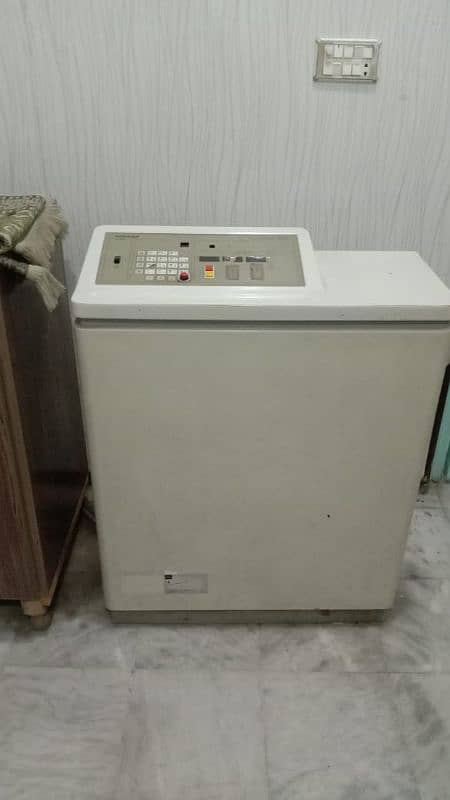 Toshiba X-Ray Machine 1