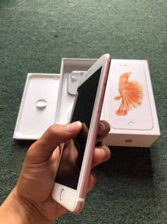 iphone 7 plus with complete boxWhatsApp number=0311/049/0162