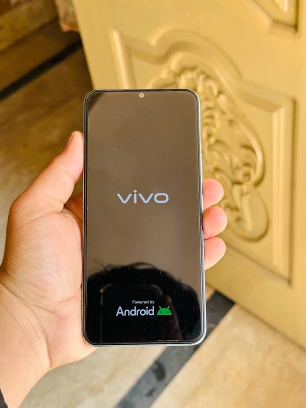 vivo y22 full box 4+4gb ram 64gb rom 3