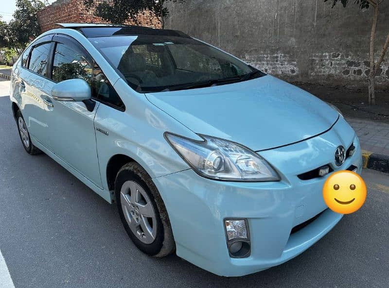 Toyota Prius 2010 model 2014 register panoramic suroof 5