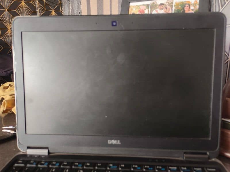 dell latitude E7240 core i7 5th generation 2