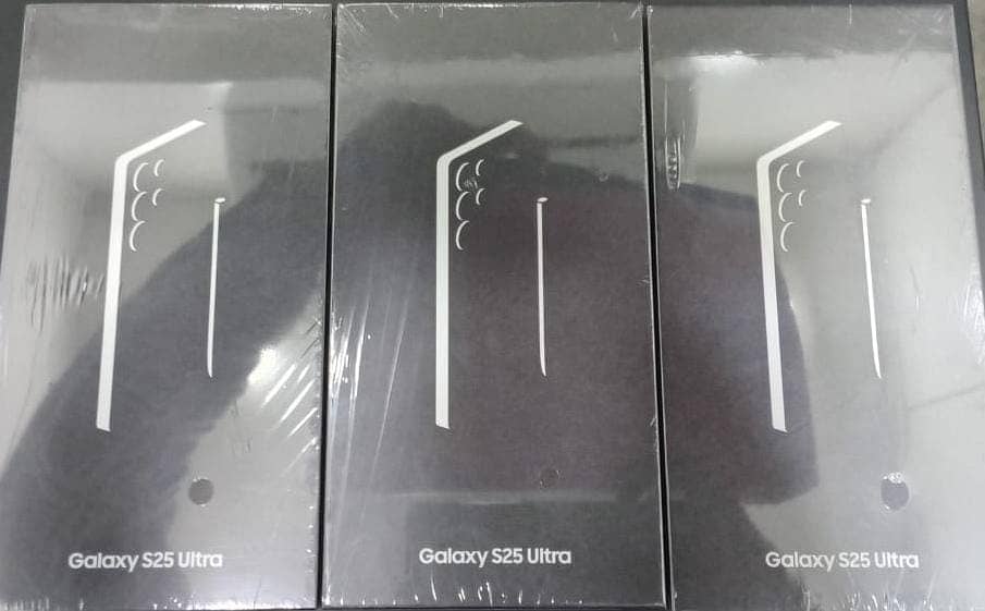 Samsung Mobile S25 Ultra BOX Pack Brand new 1