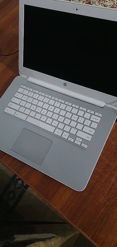 hp chromebooke smb 14 3