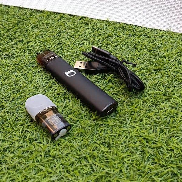 High Smoking Vape Refillable and Rechargeable 0