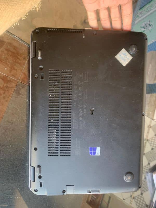 laptop for sale i5 6 gernatinon 3