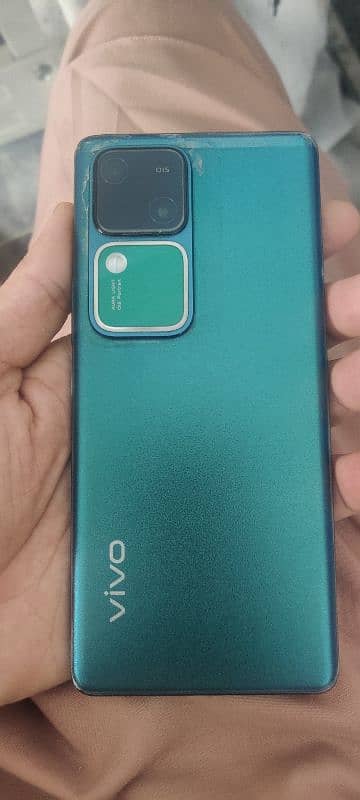 Vivo V30 is good condition PTA approved dual sim 1