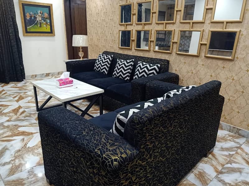 One bed Appartment Full Furnished For Rent Secter E BahriaTown Lahore 5