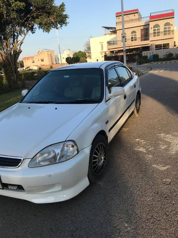 Honda Civic VTi 1999 4