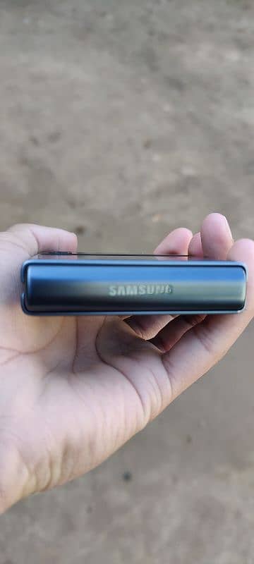 Samsung Z flip 3 256gb 3