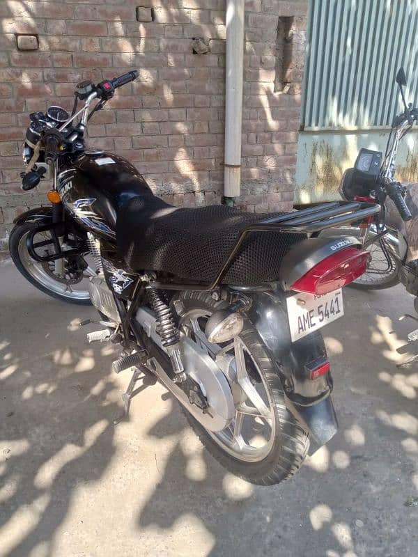 Suzuki gs 150 for sale 10/10 condition 9