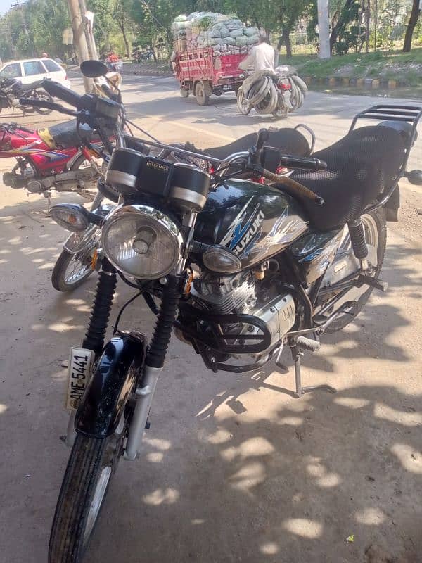 Suzuki gs 150 for sale 10/10 condition 11