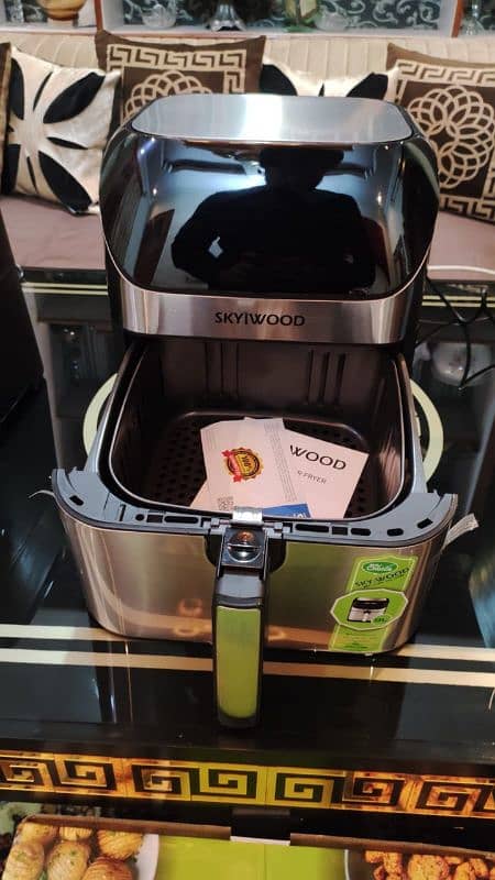 Skywood and Philips 8.5 Liter Airfryer Whatsapp on O3354O6II28 COD 6