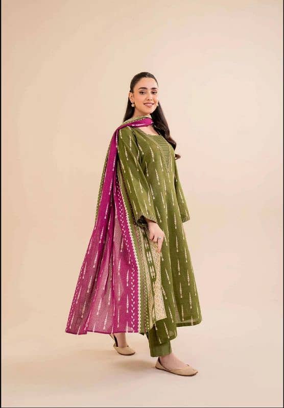 women's unstitched printed suits| fabric lawn| reasonable price 2