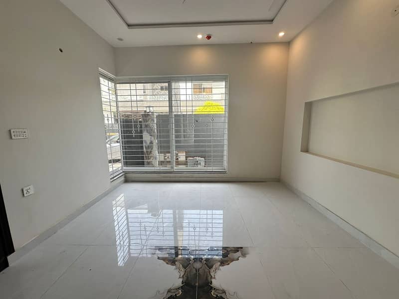 5 Marla Beautiful House Available For Rent In Block H DHA Rahbar Phase 11 Lahore 3