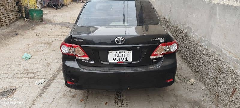 Toyota Corolla GLI Automatic 2011 1