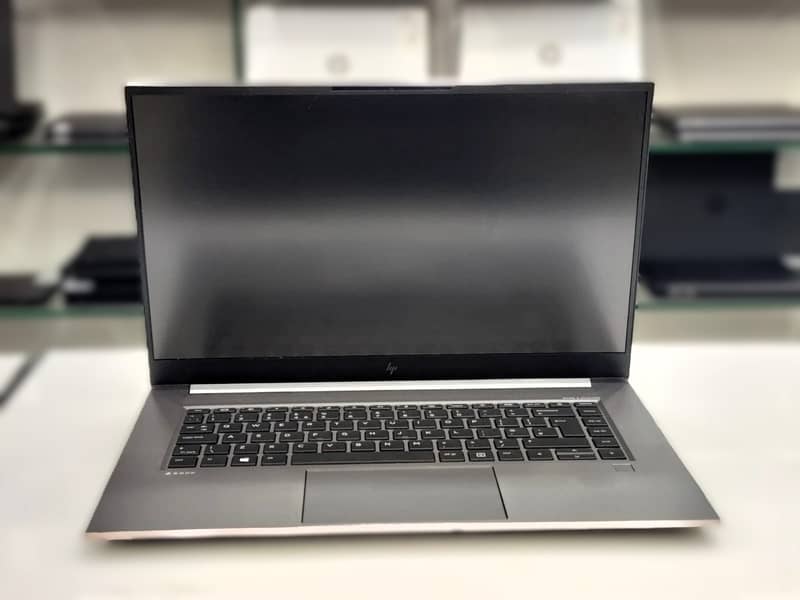 hp zbook Studio G7 Core i9 10Th Gen 32GB RAM 2TB SSD 1