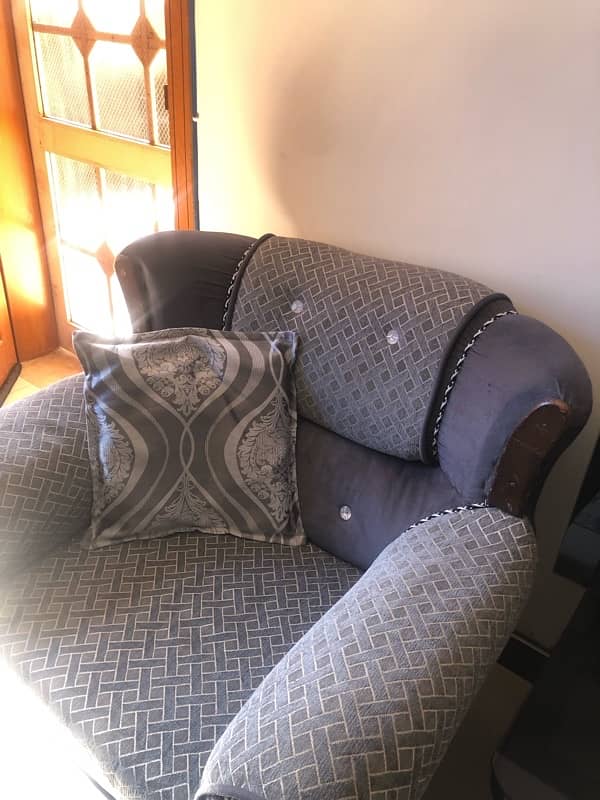 Five Seater Sofa Set in Very Good Condition with Cushions-Urgent Sale. 1