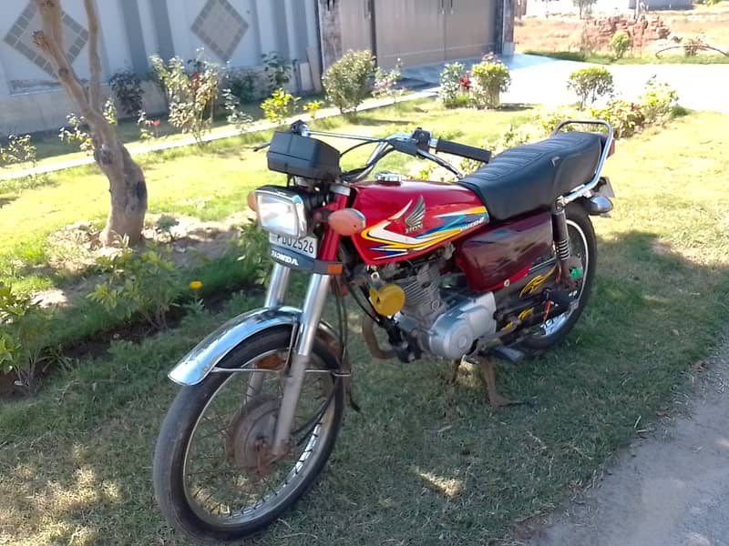 Honda CG 125 model 2019 03161737719 2