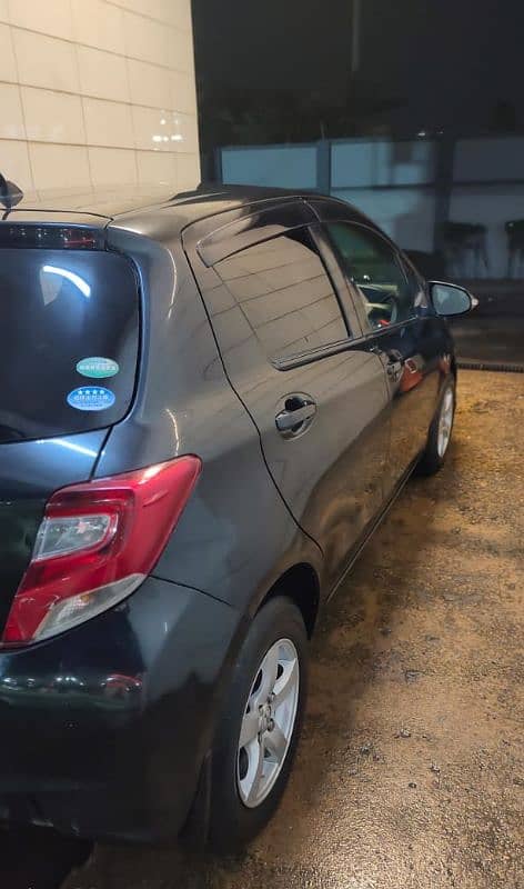 Toyota Vitz 2015 1