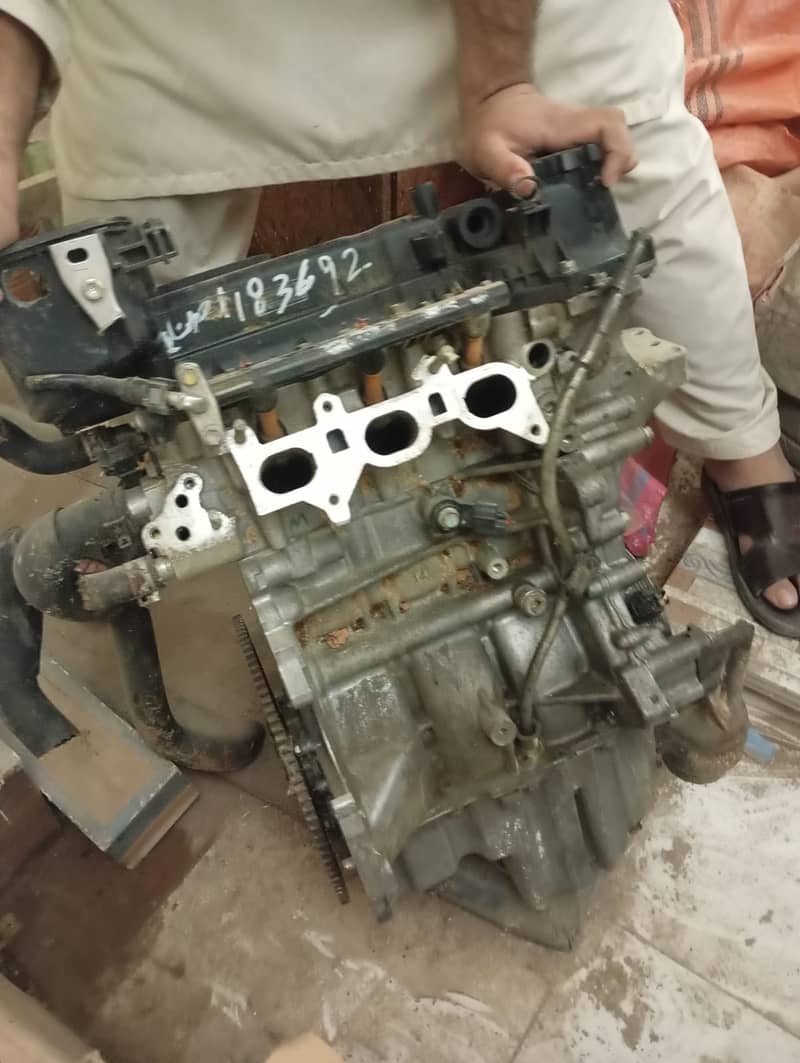 Vitz 1000cc Engine. 1kr 1