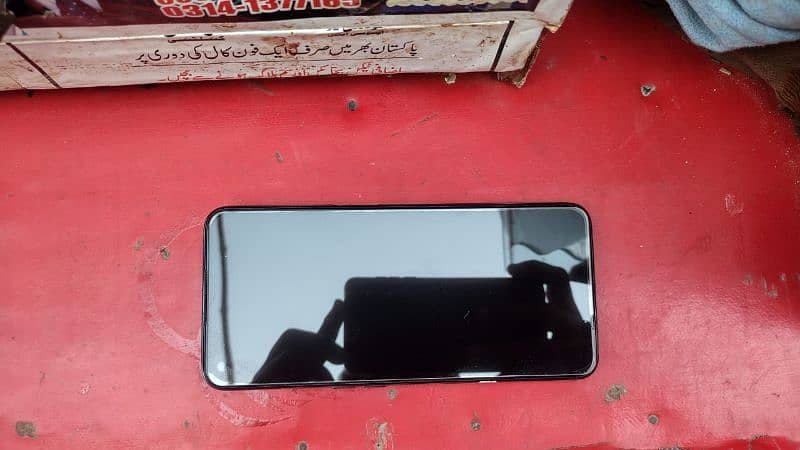 one plus Nord 200 4gb ram 64rom original charge 4