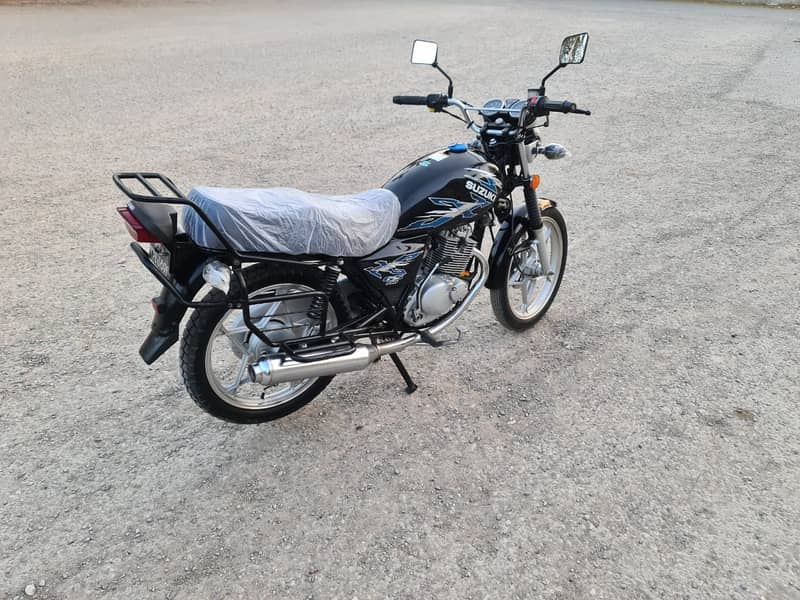 Suzuki GS 150 SE 2022 Brand New Condition, Just 4755 KM Millage 13