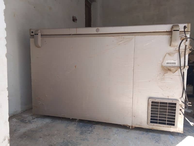 freezer 6 month used 0