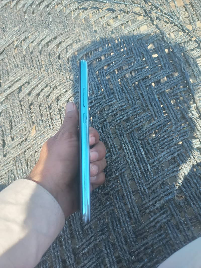 vivo s1 all ok display finger rs. 20k 4