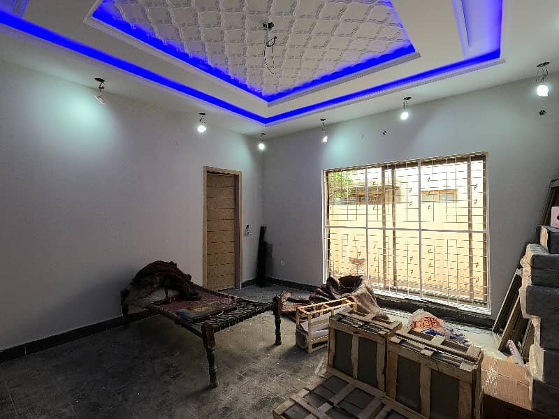 Brand New 1 Kanal House Available In Marghzar Officers Colony For sale 25