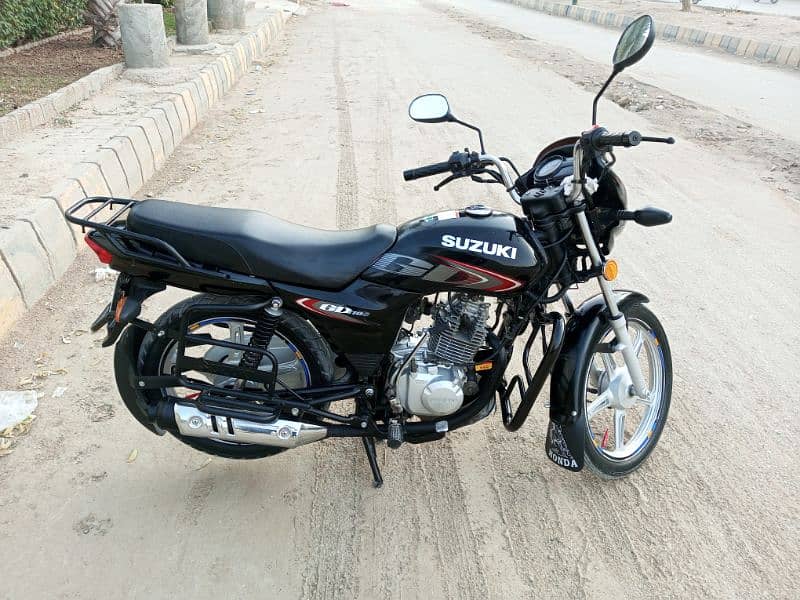 Suzuki gd 110 model 2023 one hand used bike urgent sale 1