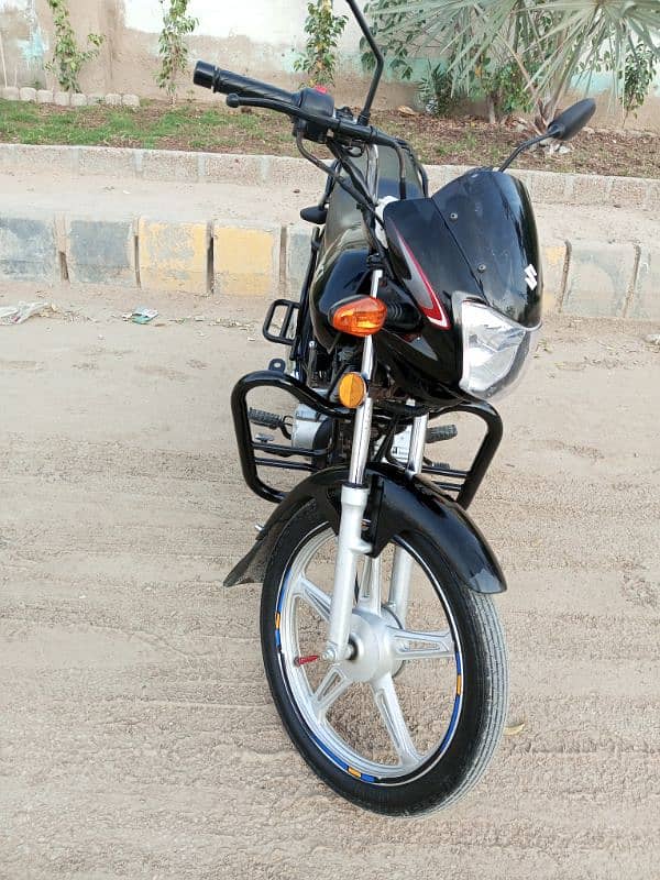 Suzuki gd 110 model 2023 one hand used bike urgent sale 3