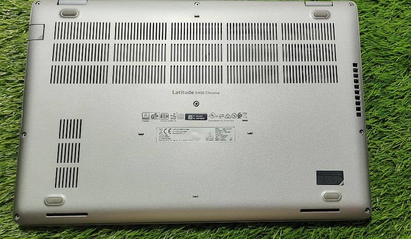 Dell 5400 Core i5 8th Generation 10